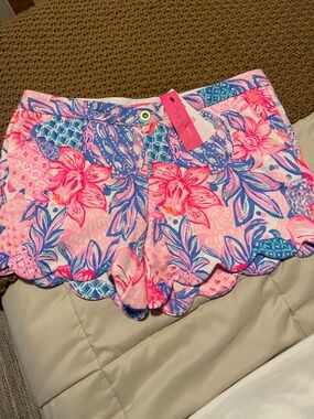 Lilly Pulitzer Pink & Blue Floral Scallop Hem Buttercup Knit Shorts